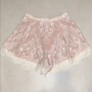 Stylestalker XS Pink Cream Lace High Waisted Island of Love Shorts